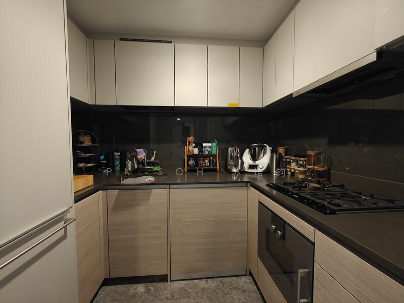 Riviere Condominium For Sale at S$ 3,800,000 | PropertyGuru Singapore - Kitchen