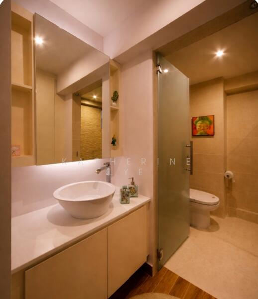 26 Dover Crescent HDB Flat For Sale at S$ 875,000 | PropertyGuru Singapore - Bathroom