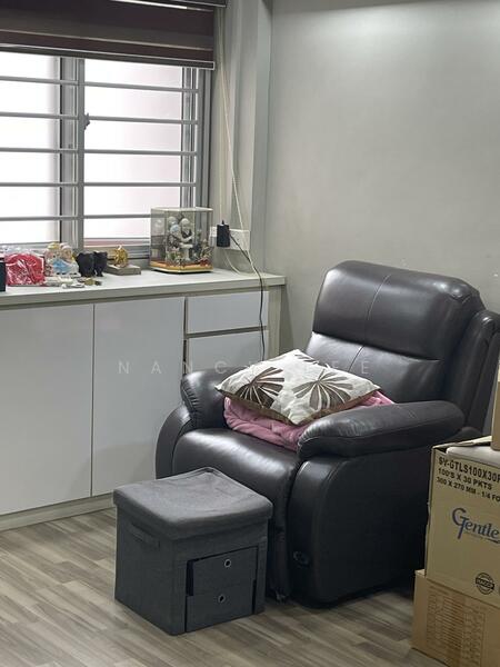 125 Lorong 1 Toa Payoh HDB Flat For Sale at S$ 408,000 | PropertyGuru Singapore - Interior