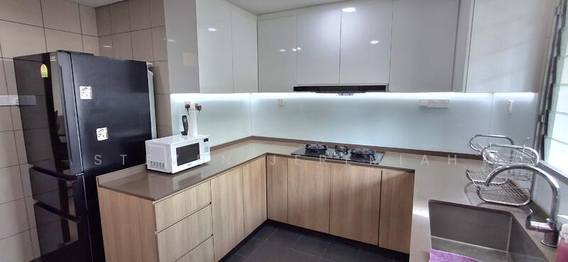 Sunhaven, 781 Upper Changi Road East, 4 Bedrooms, 1,453 sqft, Condominium For Rent, by Steven Jeremiah, 500053875 - Kitchen - PropertyGuru.com.sg