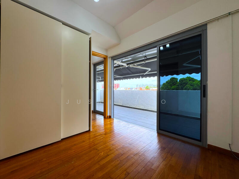 Primo Residences Condominium For Sale at S$ 1,800,000 | PropertyGuru Singapore - Interior