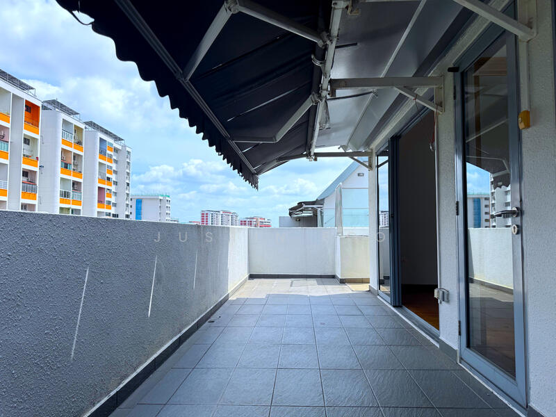 Primo Residences Condominium For Sale at S$ 1,800,000 | PropertyGuru Singapore - Balcony