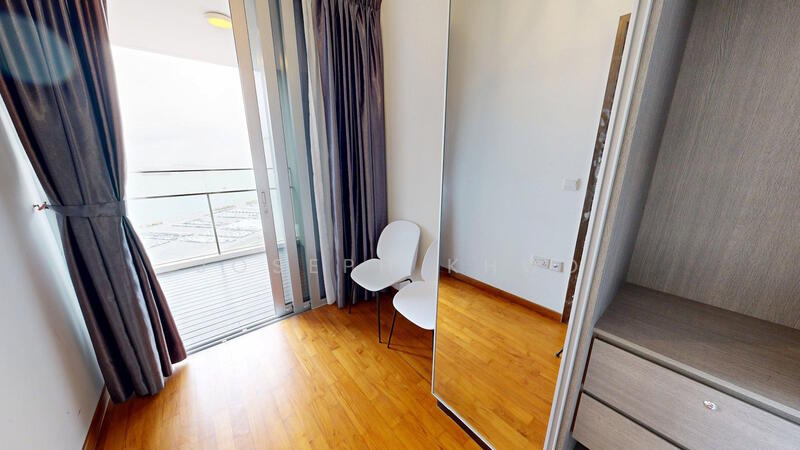 Eon Shenton, 70 Shenton Way, 2 Bedrooms, 538 sqft, Condominium For Rent, by Joseph Khoo, 500053904 - Balcony - PropertyGuru.com.sg