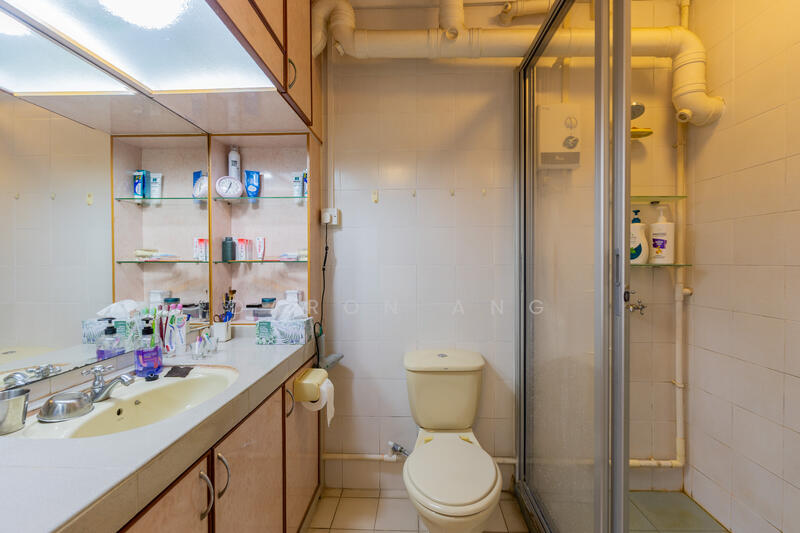 Master Bath - #PropertyPartners