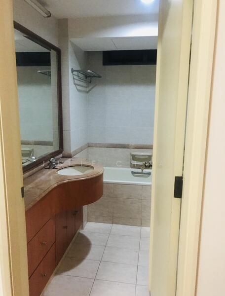 Regent Grove, 50 Choa Chu Kang North 7, 3 Bedrooms, 1,163 sqft, Apartment For Rent, by Julie Cheak, 500053934 - Bathroom - PropertyGuru.com.sg