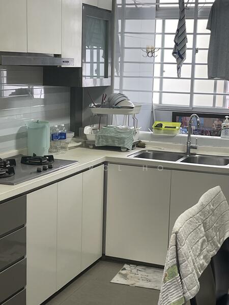 125 Lorong 1 Toa Payoh HDB Flat For Sale at S$ 408,000 | PropertyGuru Singapore