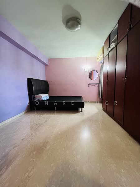 163 Gangsa Road HDB Flat For Sale at S$ 785,000 | PropertyGuru Singapore - Bedroom