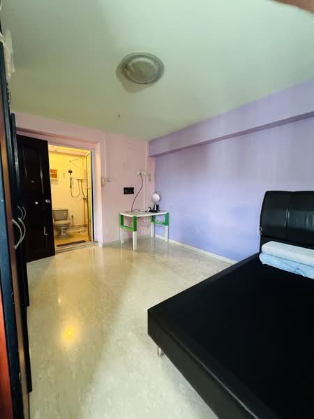163 Gangsa Road HDB Flat For Sale at S$ 785,000 | PropertyGuru Singapore - Bedroom