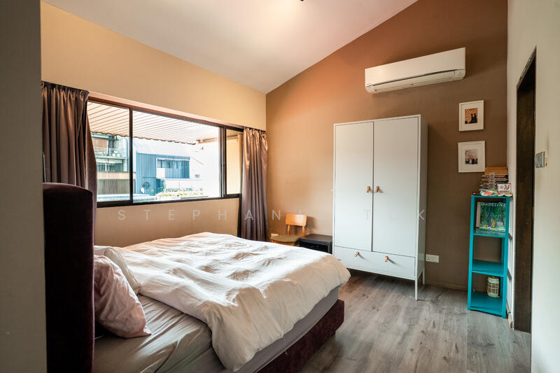 2.5 Storey Charming House Terraced House For Sale at S$ 5,200,000 | PropertyGuru Singapore - Bedroom