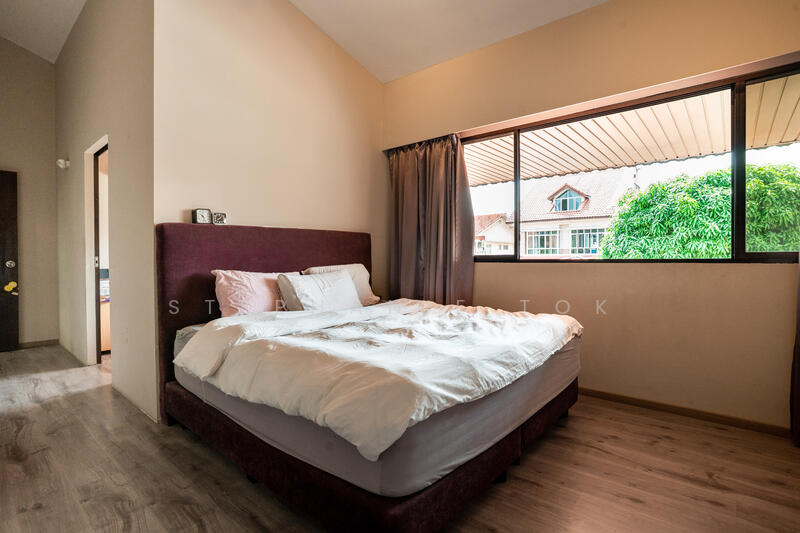2.5 Storey Charming House Terraced House For Sale at S$ 5,200,000 | PropertyGuru Singapore - Bedroom
