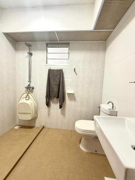 126C Canberra Street HDB Flat For Sale at S$ 770,000 | PropertyGuru Singapore - Bathroom