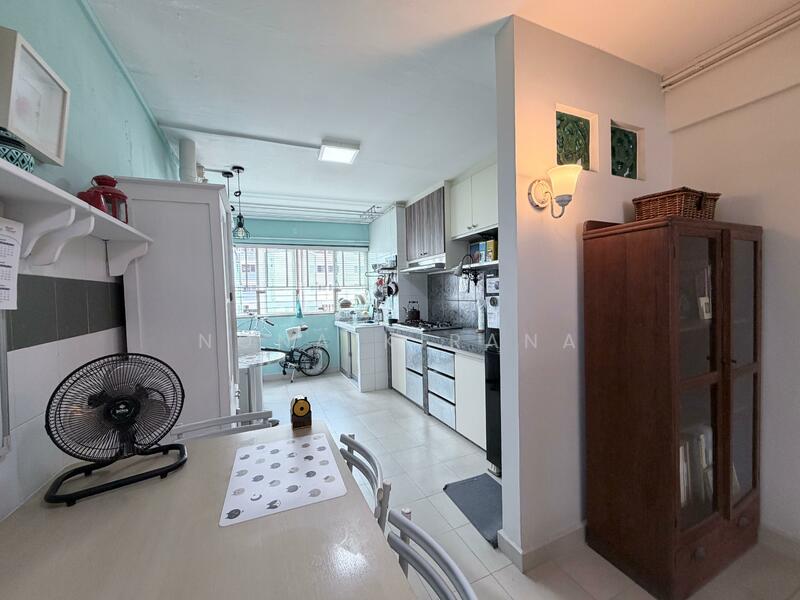 420 Bedok North Street 1 HDB Flat For Sale at S$ 460,000 | PropertyGuru Singapore - Kitchen