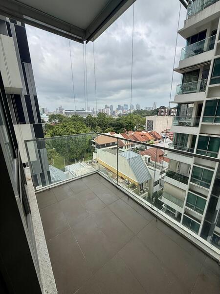 Newton Edge Condominium For Sale at S$ 1,549,888 | PropertyGuru Singapore - Balcony
