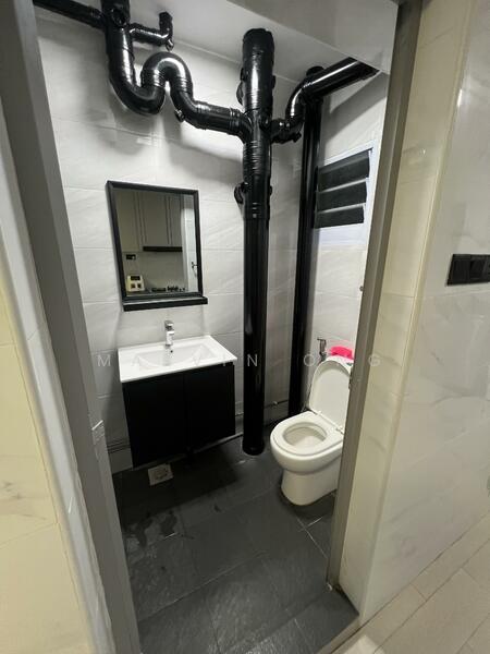 273B Jurong West Avenue 3, 273B Jurong West Avenue 3, Room Rental, 150 sqft, HDB Flat For Rent, by Marvin Ong, 500054014 - Bathroom - PropertyGuru.com.sg