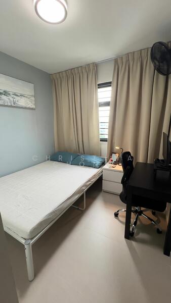 365D Upper Serangoon Road HDB Flat For Sale at S$ 668,888 | PropertyGuru Singapore - Bedroom