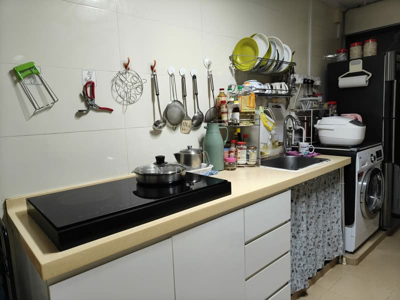 28 Jalan Bukit Merah, 28 Jalan Bukit Merah, Room Rental, 150 sqft, HDB Flat For Rent, by Wendy Tan, 500054038 - Kitchen - PropertyGuru.com.sg