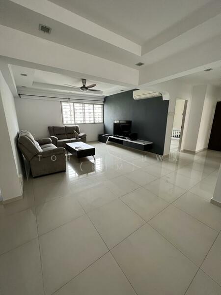 312 Jurong East Street 32, 312 Jurong East Street 32, Room Rental, 140 sqft, HDB Flat For Rent, by Toh Kim Hwa (Kim), 500054065 - Living Room - PropertyGuru.com.sg