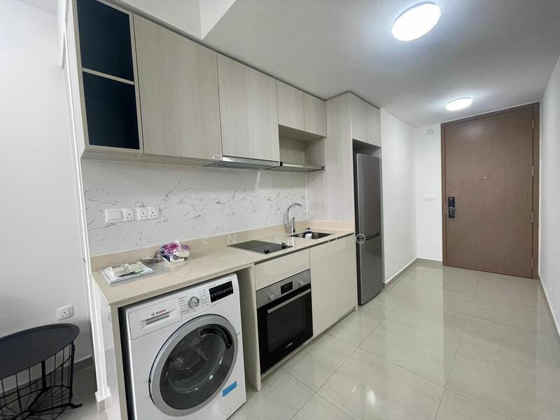 Whistler Grand Condominium For Sale at S$ 980,000 | PropertyGuru Singapore