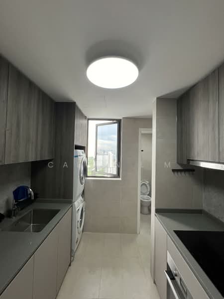 Clavon Condominium For Sale at S$ 2,888,888 | PropertyGuru Singapore - Kitchen