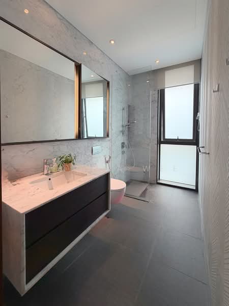 Gentle Road, Gentle Road, 6 Bedrooms, 8,900 sqft, Bungalow House For Rent, by Anthea Wee, 500054111 - Bathroom - PropertyGuru.com.sg