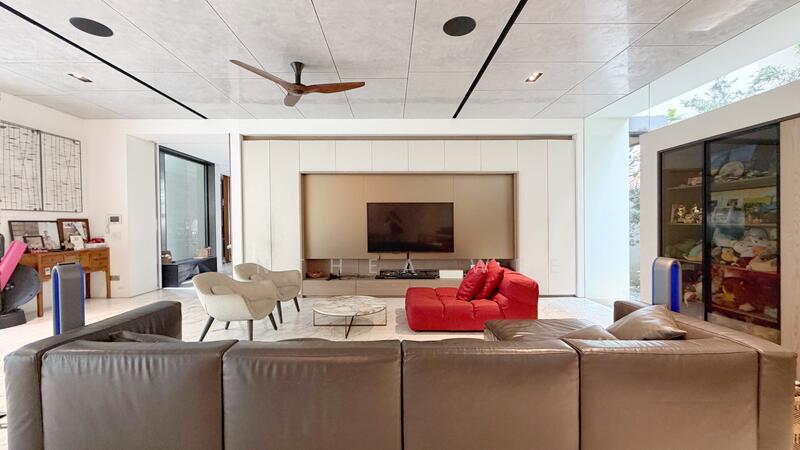 Gentle Road, Gentle Road, 6 Bedrooms, 8,900 sqft, Bungalow House For Rent, by Anthea Wee, 500054111 - Living Room - PropertyGuru.com.sg