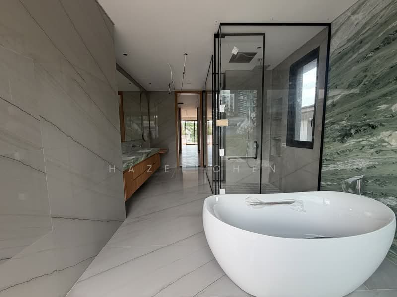Brand New Luxurious Semi-Detached In Holland Grove Semi-Detached House For Sale at S$ 14,880,000 | PropertyGuru Singapore - Bathroom