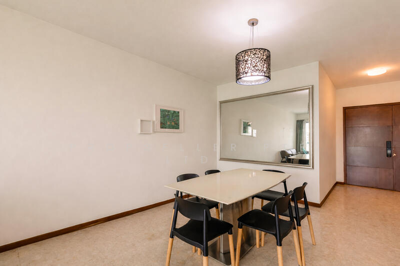 Woodsvale Condominium For Sale at S$ 1,200,000 | PropertyGuru Singapore - Dining Room