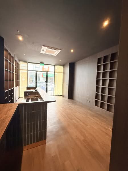 Chinatown Keong Saik Road Restaurant For Rent, , 1,067 sqft, Shop / Shophouse For Rent, by Claire Loh, 500054167 - Kitchen - CommercialGuru.com.sg