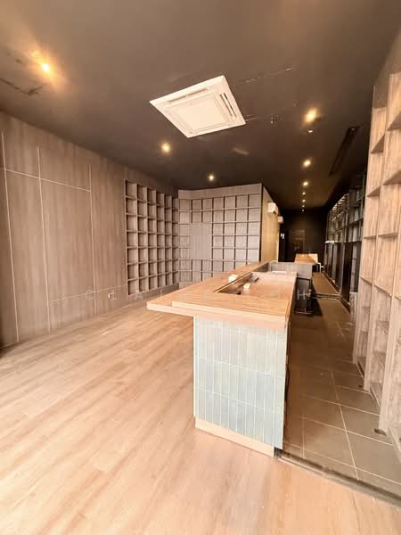 Chinatown Keong Saik Road Restaurant For Rent, , 1,067 sqft, Shop / Shophouse For Rent, by Claire Loh, 500054167 - Kitchen - CommercialGuru.com.sg
