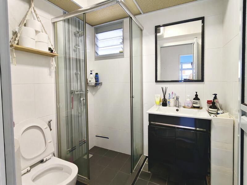 673A Yishun Avenue 4 HDB Flat For Sale at S$ 800,000 | PropertyGuru Singapore