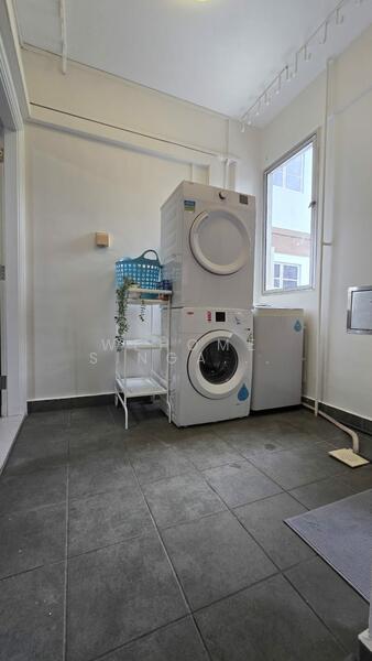 Sunbird View, 183A Sunbird Road, Room Rental, 150 sqft, Walk-up Apartment For Rent, by Wehome Co-Living, 500054197 - Laundry Room - PropertyGuru.com.sg