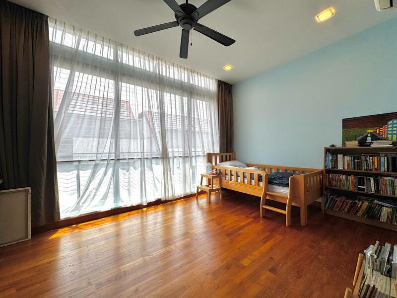 Estrivillas Semi-Detached House For Sale at S$ 4,980,000 | PropertyGuru Singapore - Bedroom