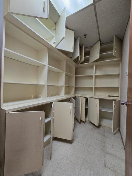 Jalan Besar Plaza, 101 Kitchener Road, 818 sqft, Medical For Rent, by Joyce Tan, 500054221 - Supplies Storage Room - CommercialGuru.com.sg