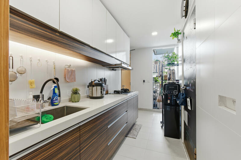 Elliot at the East Coast Condominium For Sale at S$ 3,100,000 | PropertyGuru Singapore - Kitchen