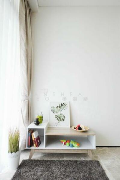 The Laurels @ Cairnhill Road Condominium For Sale at S$ 1,549,999 | PropertyGuru Singapore - Living Room