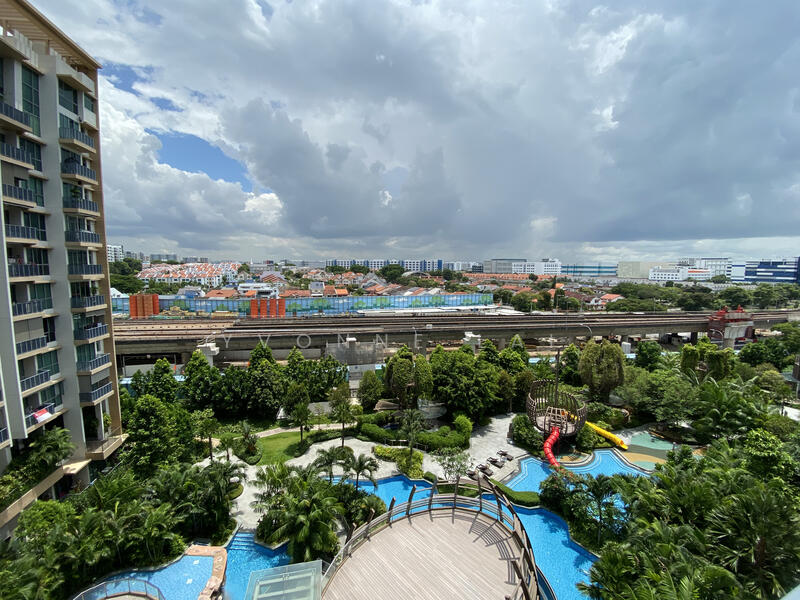 The Glades Condominium For Sale at S$ 1,498,000 | PropertyGuru Singapore - Exterior