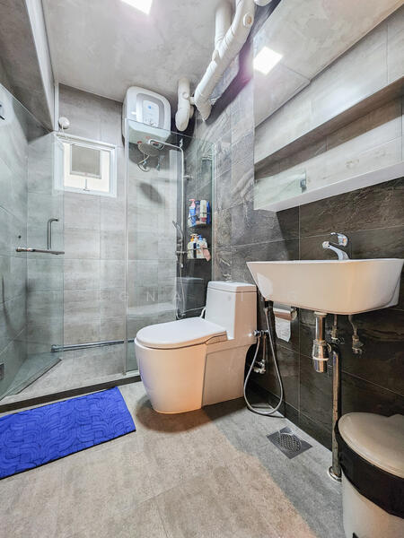 316C Anchorvale Link HDB Flat For Sale at S$ 725,000 | PropertyGuru Singapore - Bathroom