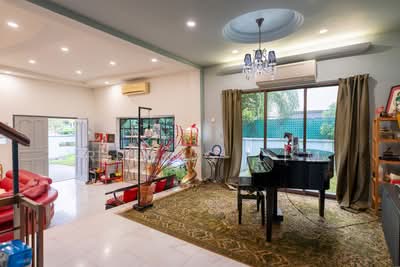 For Sale - Pasir Ris Avenue