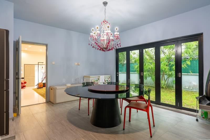 Pasir Ris Avenue Semi-Detached House For Sale at S$ 6,100,000 | PropertyGuru Singapore - Dining Room