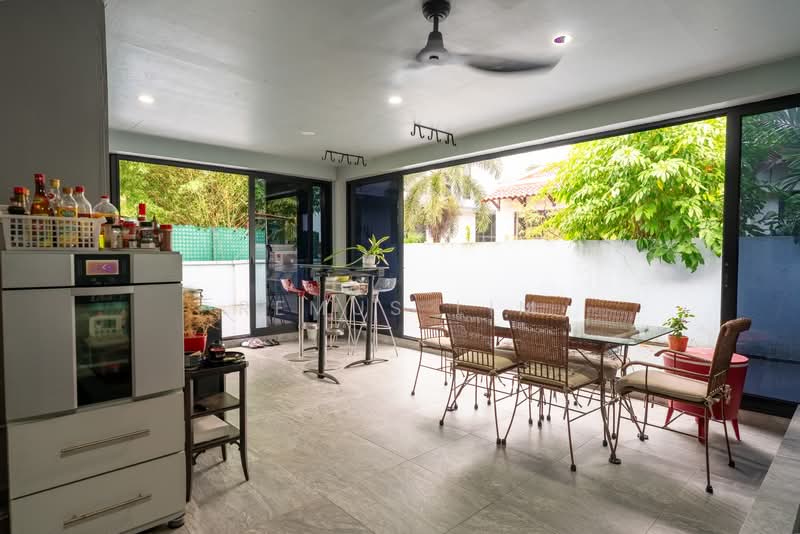 Pasir Ris Avenue Semi-Detached House For Sale at S$ 6,100,000 | PropertyGuru Singapore - Interior