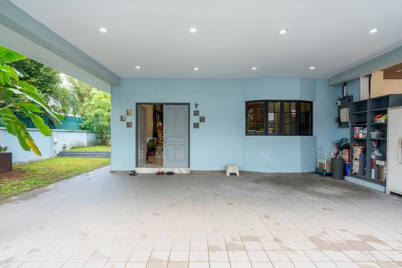 Pasir Ris Avenue Semi-Detached House For Sale at S$ 6,100,000 | PropertyGuru Singapore - Exterior