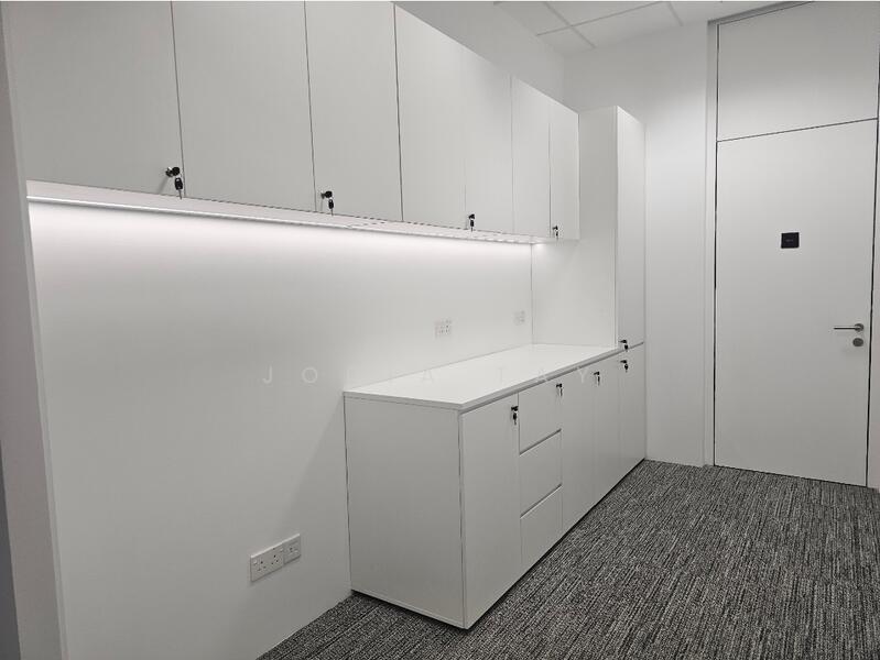Marina One, 7 Straits View, East Tower, 3,638 sqft, Office For Rent, by Jodia Tay, 500054292 - Kitchen - CommercialGuru.com.sg