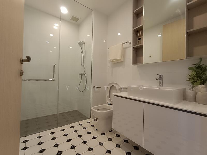 Kovan Jewel Condominium For Sale at S$ 1,380,000 | PropertyGuru Singapore - Bathroom