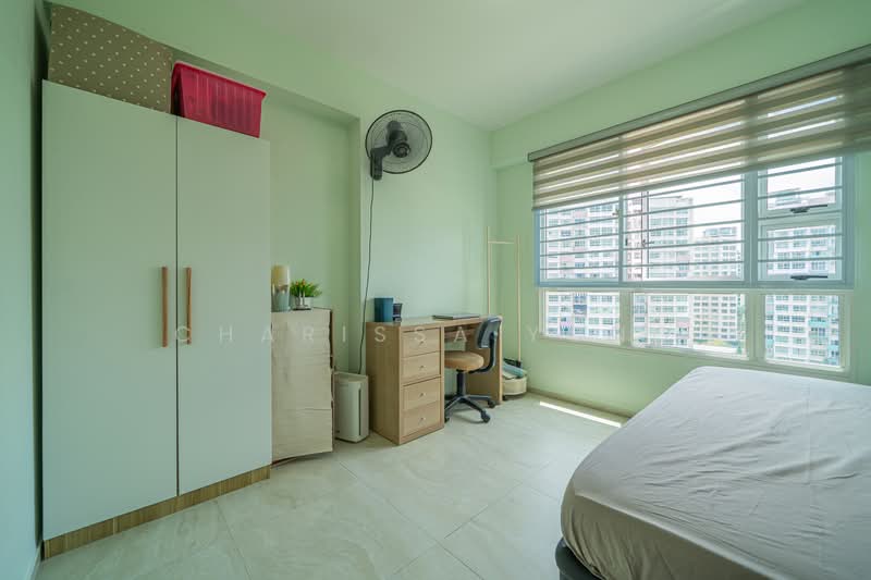 618D Punggol Drive HDB Flat For Sale at S$ 725,000 | PropertyGuru Singapore - Bedroom