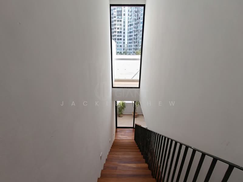 ❤️GIANT⚡️OpenHouse 25-26th Apr 2-5pm!Brand New Corner Terrace w Pool, Jacuzzi, Attic & Lift, Highland Road/ Kovan Road/ Upper Serangoon, 8 Bedrooms, 5,768 sqft, Corner Terrace For Sale, by Jackie Chew, 500054315 - Interior - PropertyGuru.com.sg