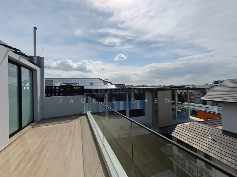 ❤️GIANT⚡️Brand New Corner Terrace w Pool, Jacuzzi, Attic & Lift! 5 mins walk to Kovan MRT!, Highland Road/ Kovan Road/ Upper Serangoon, 8 Bedrooms, 8,800 sqft, Corner Terrace For Sale, by Jackie Chew, 500054315 - Exterior - PropertyGuru.com.sg