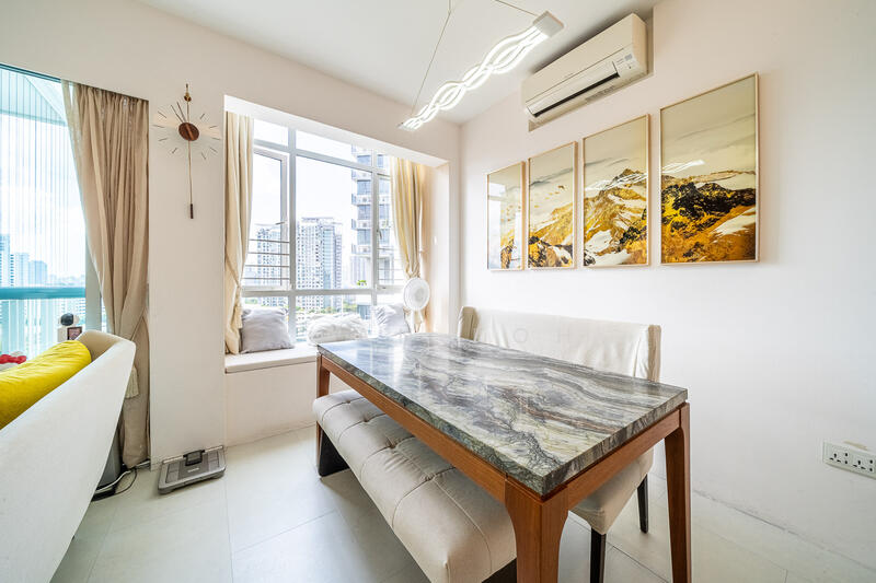 One St Michael's Condominium For Sale at S$ 2,400,000 | PropertyGuru Singapore - Dining Room