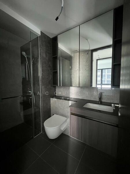 Tembusu Grand, 94 Jalan Tembusu, 2 Bedrooms, 743 sqft, Condominium For Rent, by Jacquelyn Sam, 500054337 - Bathroom - PropertyGuru.com.sg