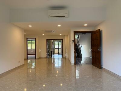 For Rent - The Draycott