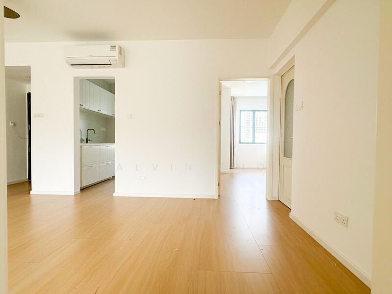 West Bay Condo, 50 West Coast Crescent, 2 Bedrooms, 936 sqft, Condominium For Rent, by Calvin Choh, 500054366 - Kitchen - PropertyGuru.com.sg